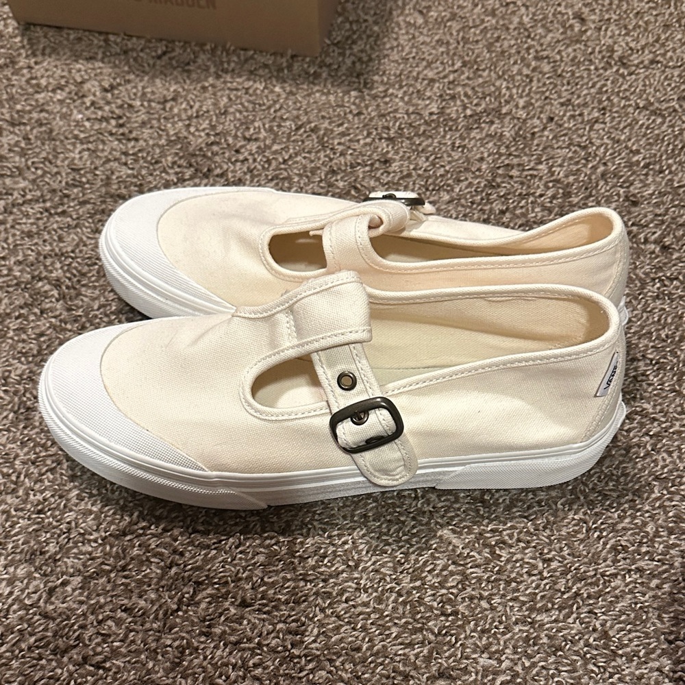 Vans Womens Cream Canvas Sneakers